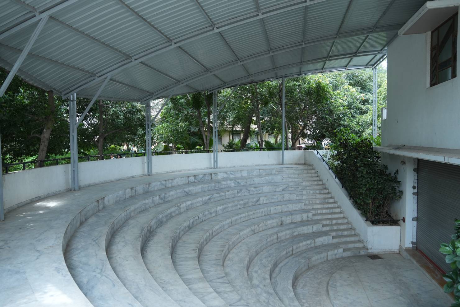 Shri Chunilal Mangalji Choksi Hall - Builng Photo
